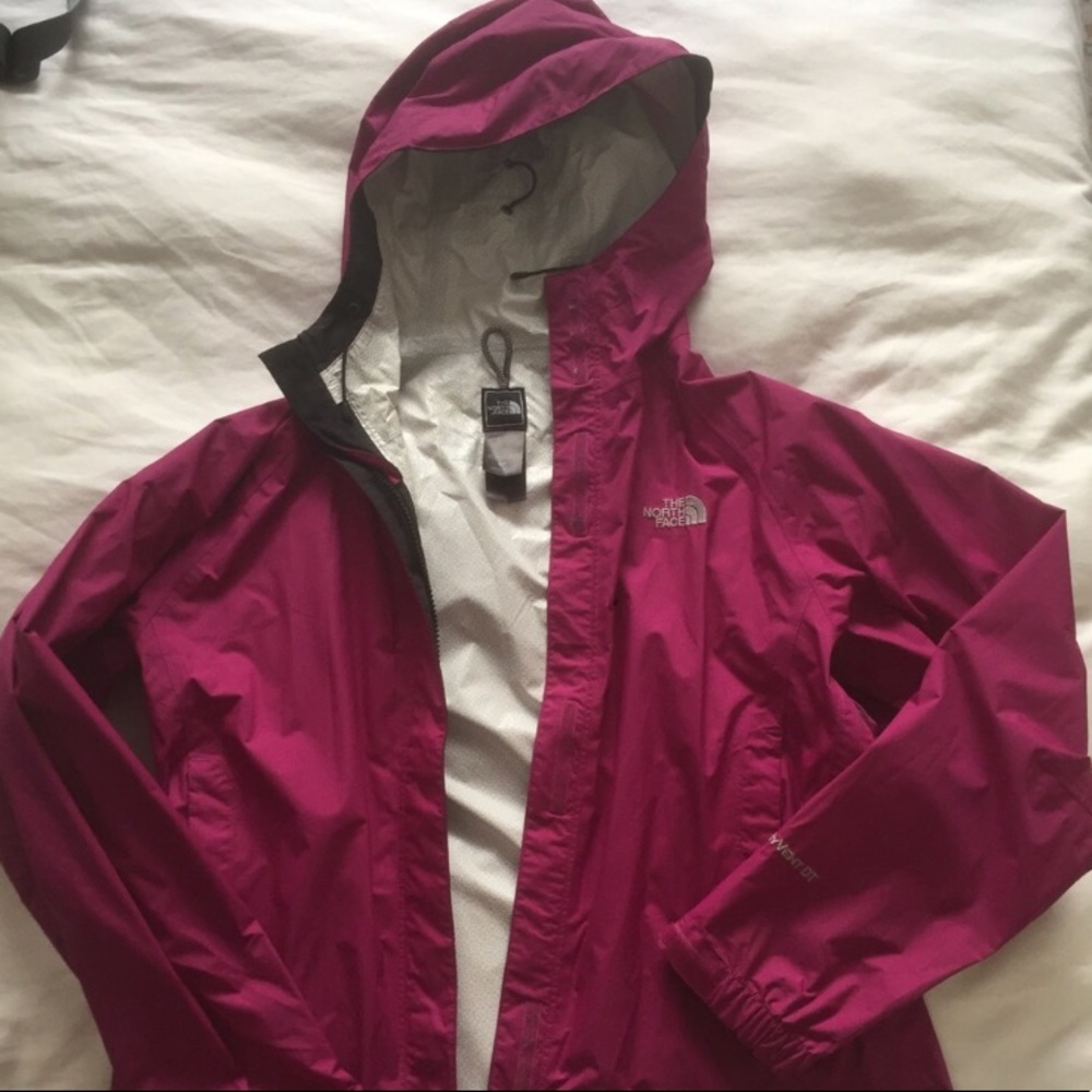 North Face Venture 2 Rain Jacket 🎉